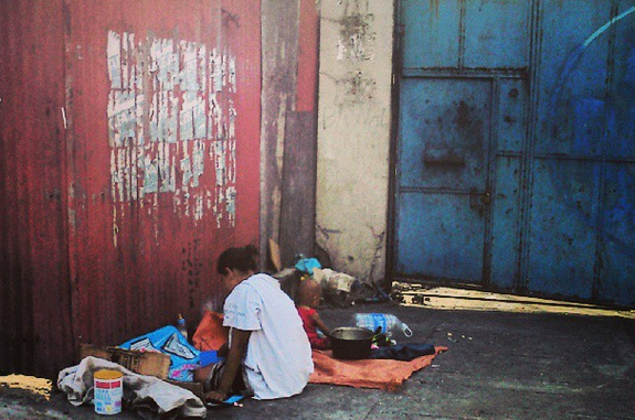 poverty_Bulatlat_Zeng