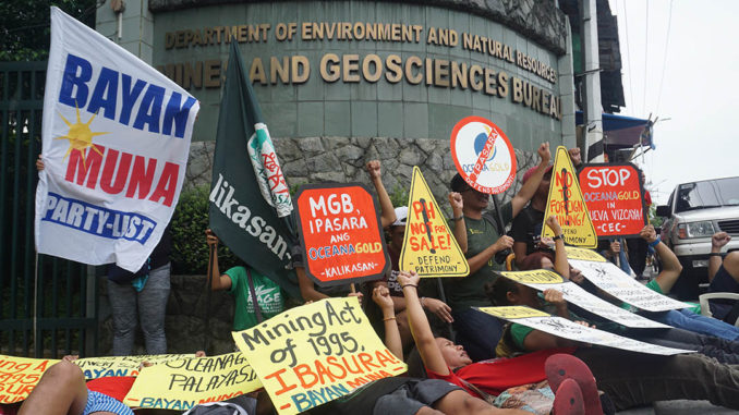 protest-vs-oceana-03