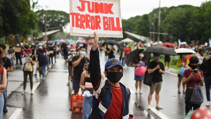 anti-terror-bill-protest-2